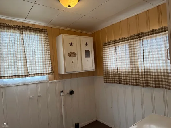 $70,000 | 2022 North 13th 1/2 Street, Terre Haute, IN 47804