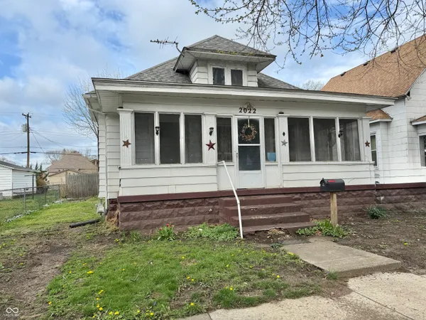 $70,000 | 2022 North 13th 1/2 Street, Terre Haute, IN 47804