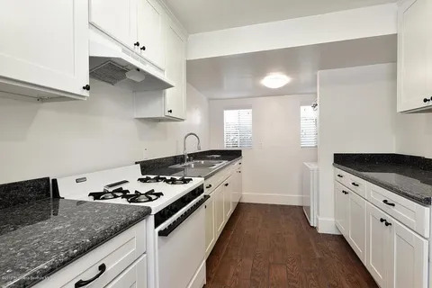 $2,395 | 4911 Glen Iris Avenue, Los Angeles, CA 90041