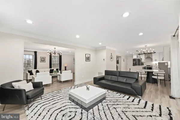 $1,350,000 | 3623 Great Laurel Lane, Fairfax, VA 22033