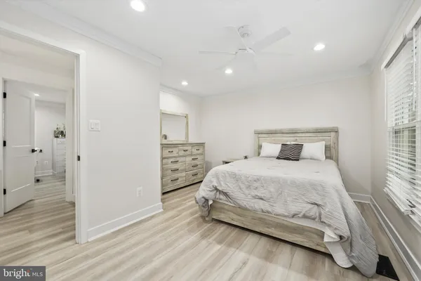 $1,350,000 | 3623 Great Laurel Lane, Fairfax, VA 22033