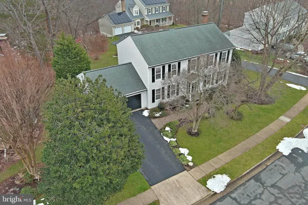 $1,350,000 | 3623 Great Laurel Lane, Fairfax, VA 22033