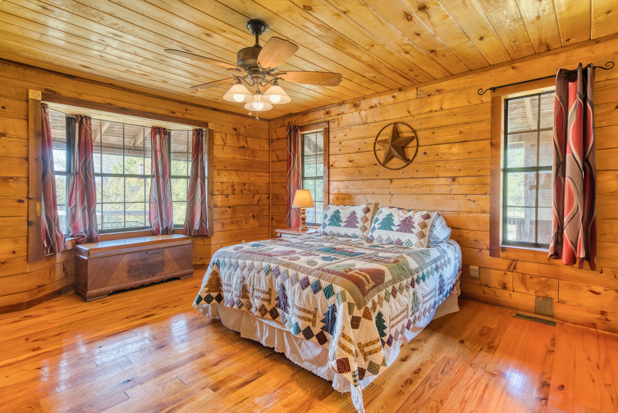 2644 Franklin Road Russellville, KY 42276 - Photo 19 of 40 a bedroom with a bed and wooden floor