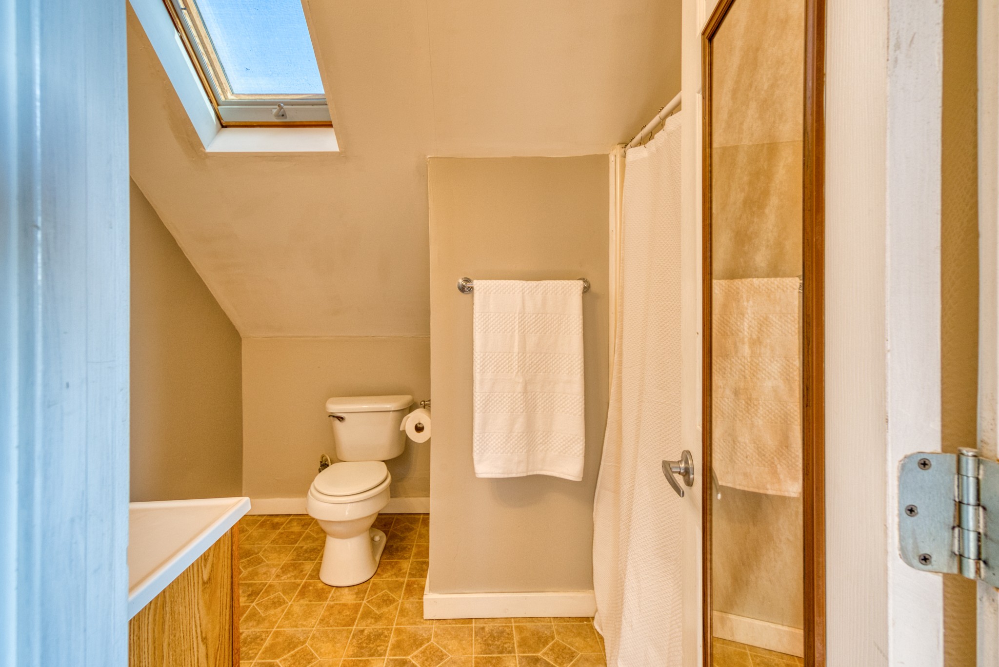 2644 Franklin Road Russellville, KY 42276 - Photo 31 of 40 a bathroom with a toilet and shower
