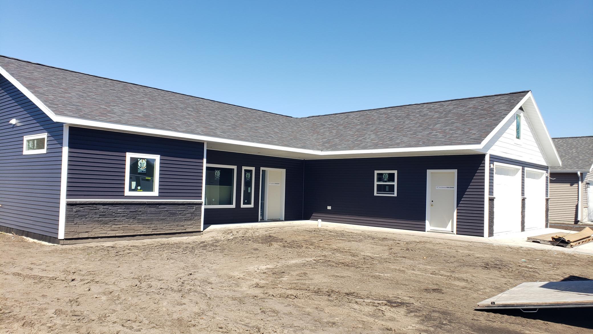 1007 8th Avenue Northeast Perham, MN 56573 - Photo 2 of 2