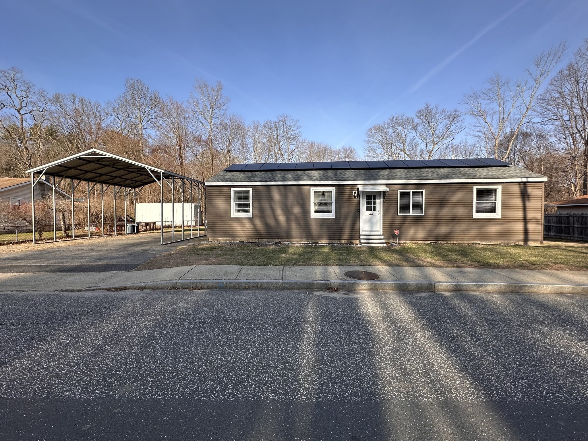 44 Comins Pond Road Warren, MA 01083 - Photo 2 of 33 Gallery Image 2