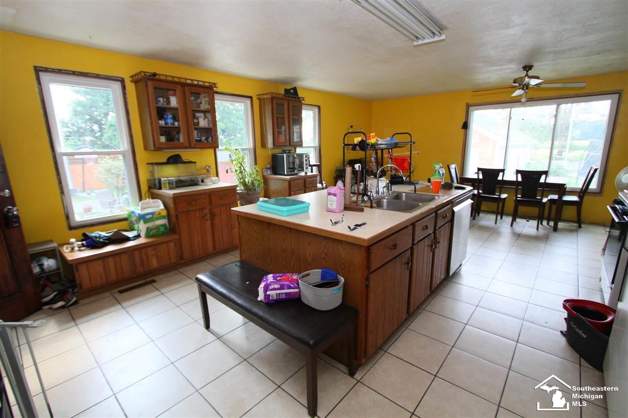 5931 Bluebush Road Monroe, MI 48162 - Photo 9 of 28 Gallery Image 9