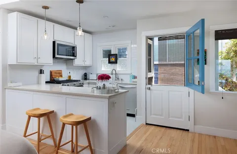 $2,495,000 | 31907 9th Avenue, Laguna Beach, CA 92651