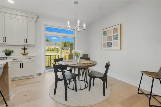 $539,000 | 418 Magnolia Drive, Venetia, PA 15367