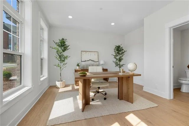 $539,000 | 418 Magnolia Drive, Venetia, PA 15367