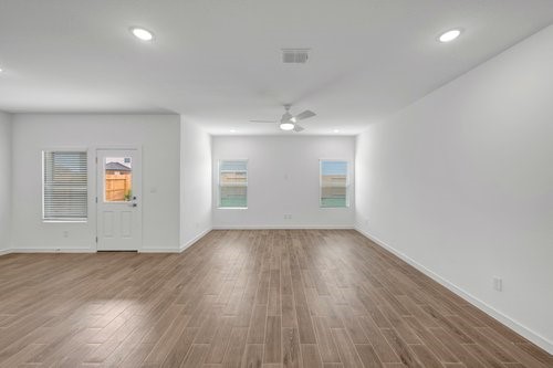 7914 Jasper Mdws Way Angleton, TX 77515 - Photo 28 of 33