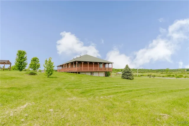 $436,900 | 27376 Keyser Road, Le Ray, NY 13637