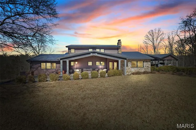 $1,295,000 | 14881 State Hwy AA, Potosi, MO 63664