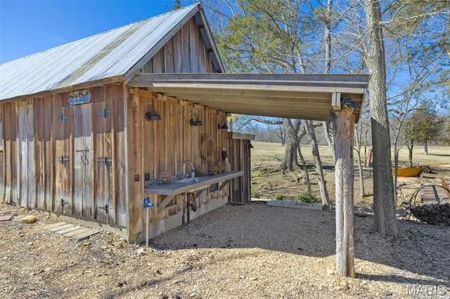 $1,295,000 | 14881 State Hwy AA, Potosi, MO 63664