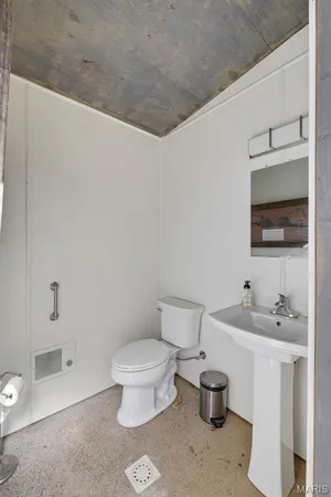 $1,099,900 | 14881 State Hwy AA, Potosi, MO 63664