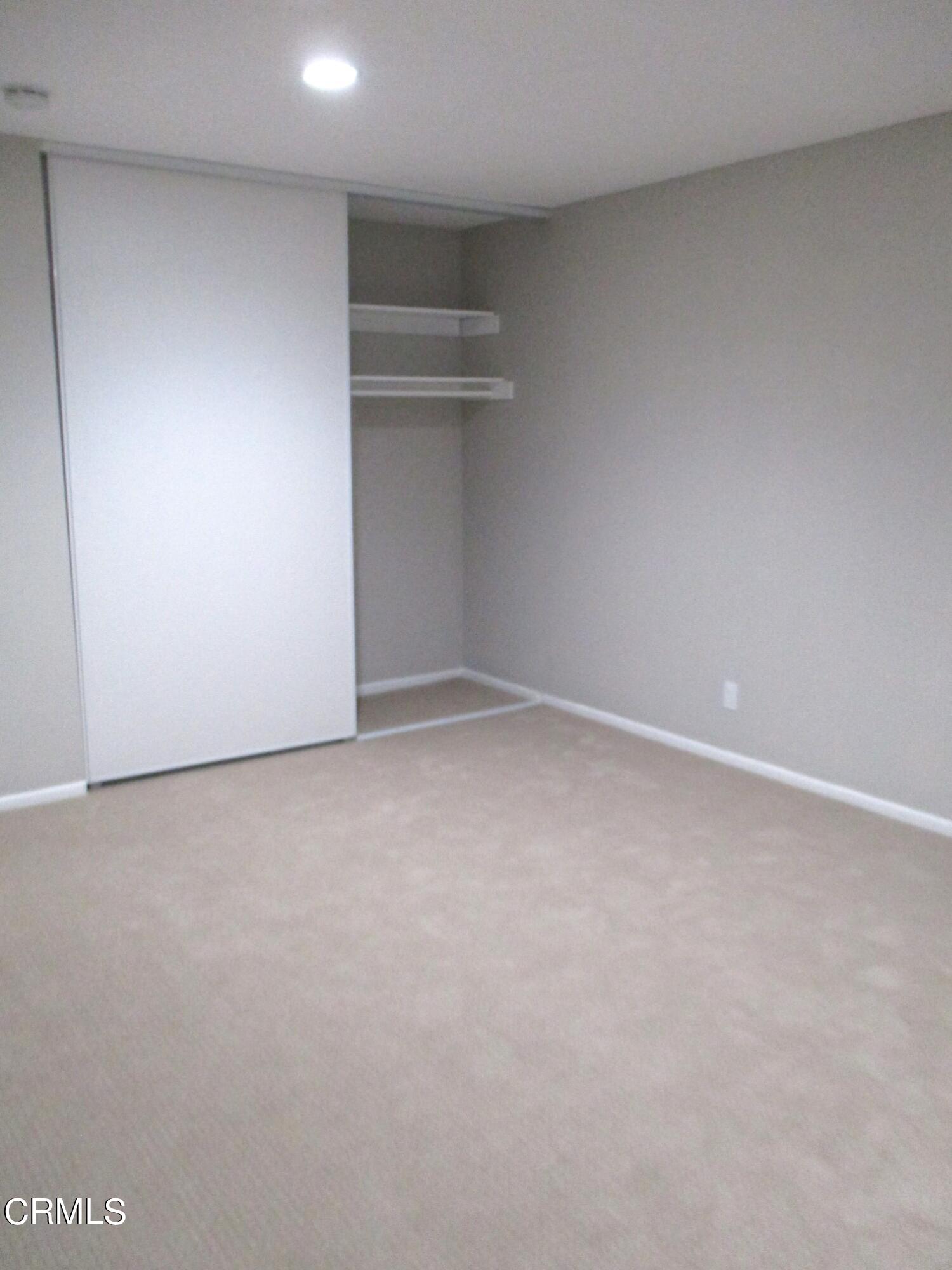 375 West Walnut Street Pasadena, CA 91103 - Photo 24 of 42 a view of an empty room