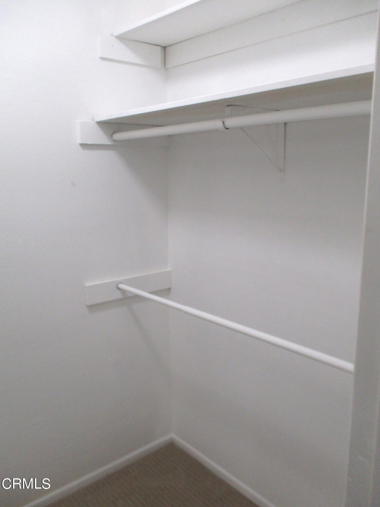 375 West Walnut Street Pasadena, CA 91103 - Photo 27 of 42 a view of small space