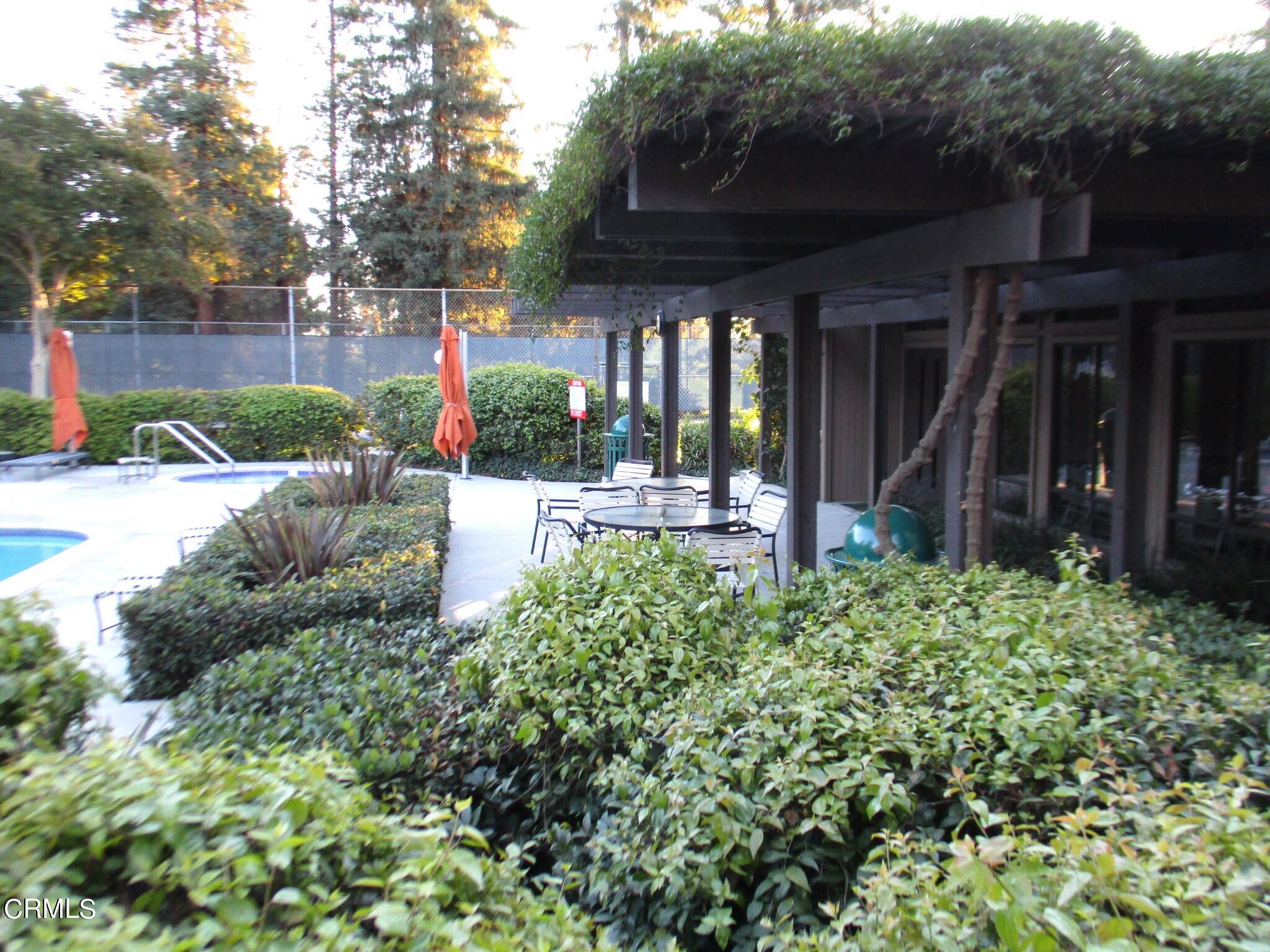 375 West Walnut Street Pasadena, CA 91103 - Photo 40 of 42 front view of a house with a yard