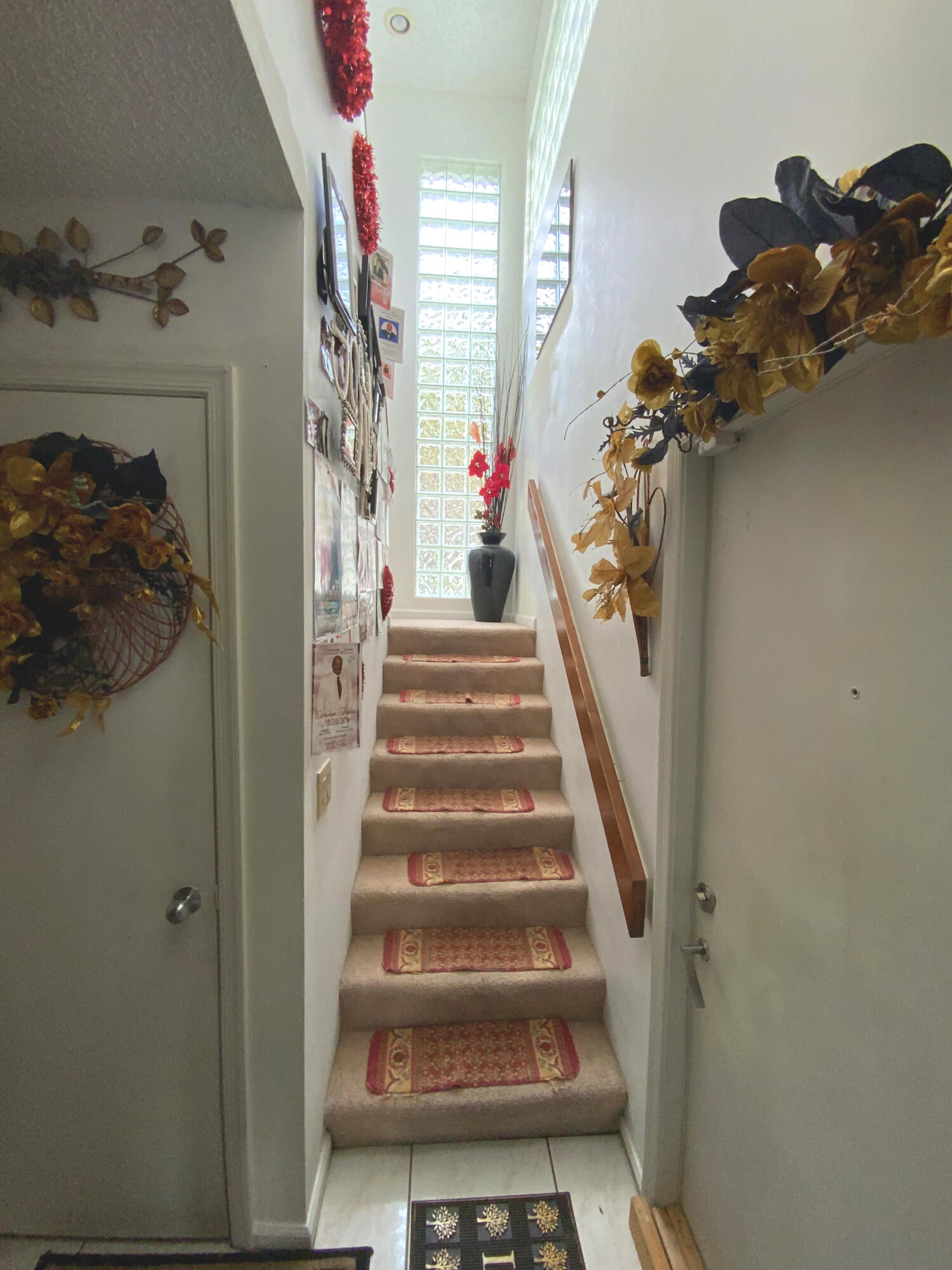 5130 Elmhurst Road, Unit A West Palm Beach, FL 33417 - Photo 12 of 13 Stairs