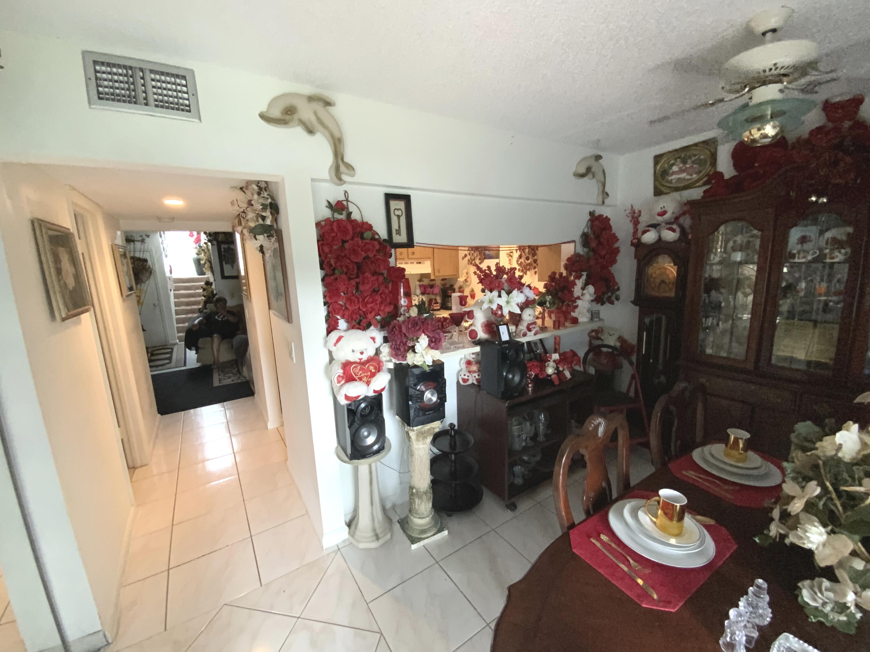 5130 Elmhurst Road, Unit A West Palm Beach, FL 33417 - Photo 2 of 13 Dining Room
