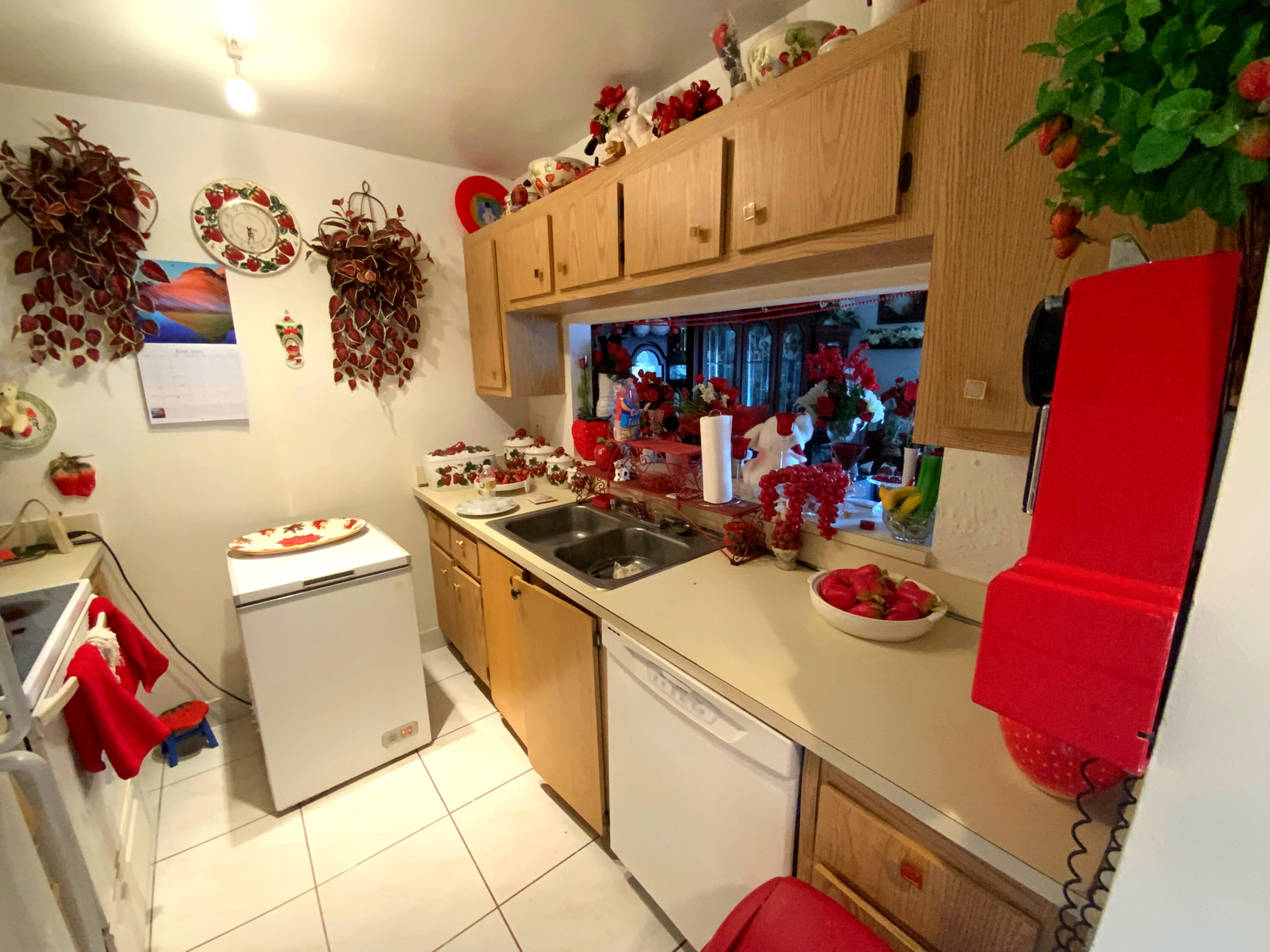 5130 Elmhurst Road, Unit A West Palm Beach, FL 33417 - Photo 5 of 13 Kitchen
