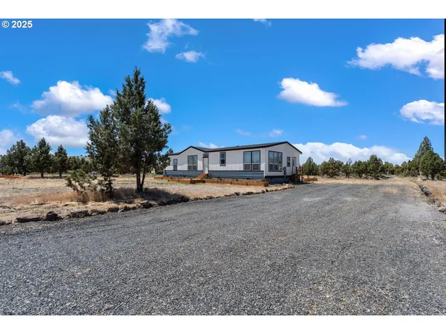 $399,900 | 16277 Southeast Cahvilla Road, Prineville, OR 97754