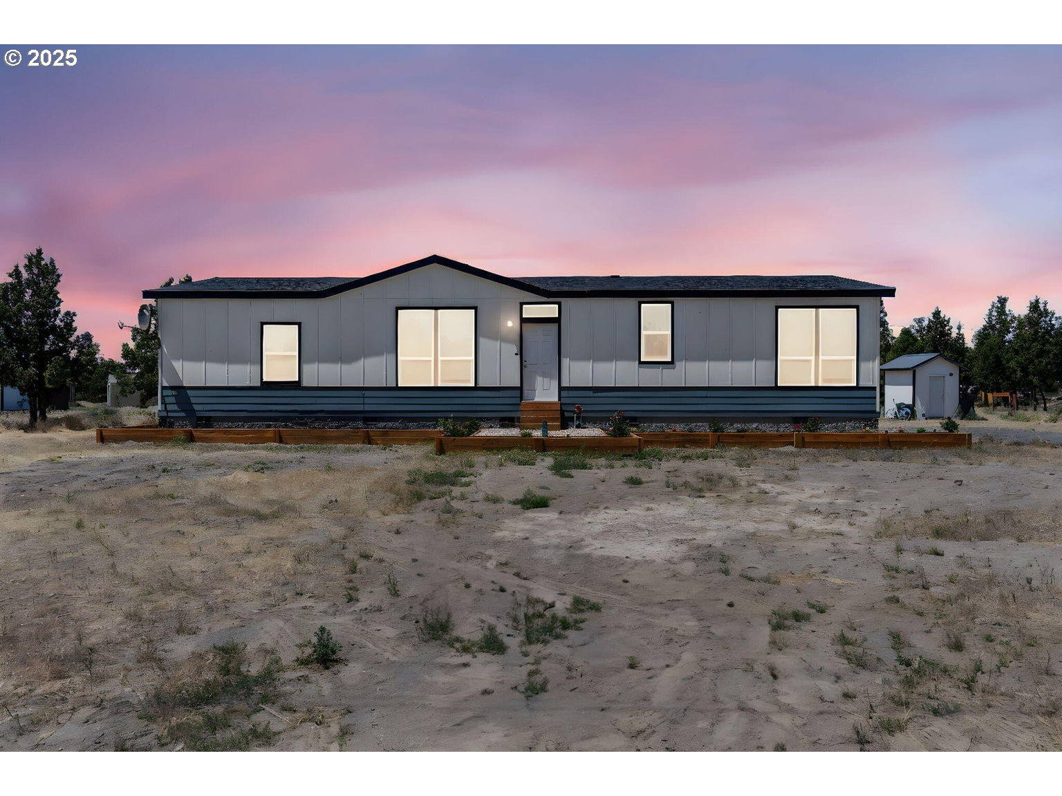 16277 Southeast Cahvilla Road Prineville, OR 97754 - Photo 15 of 22 a house with a outdoor space