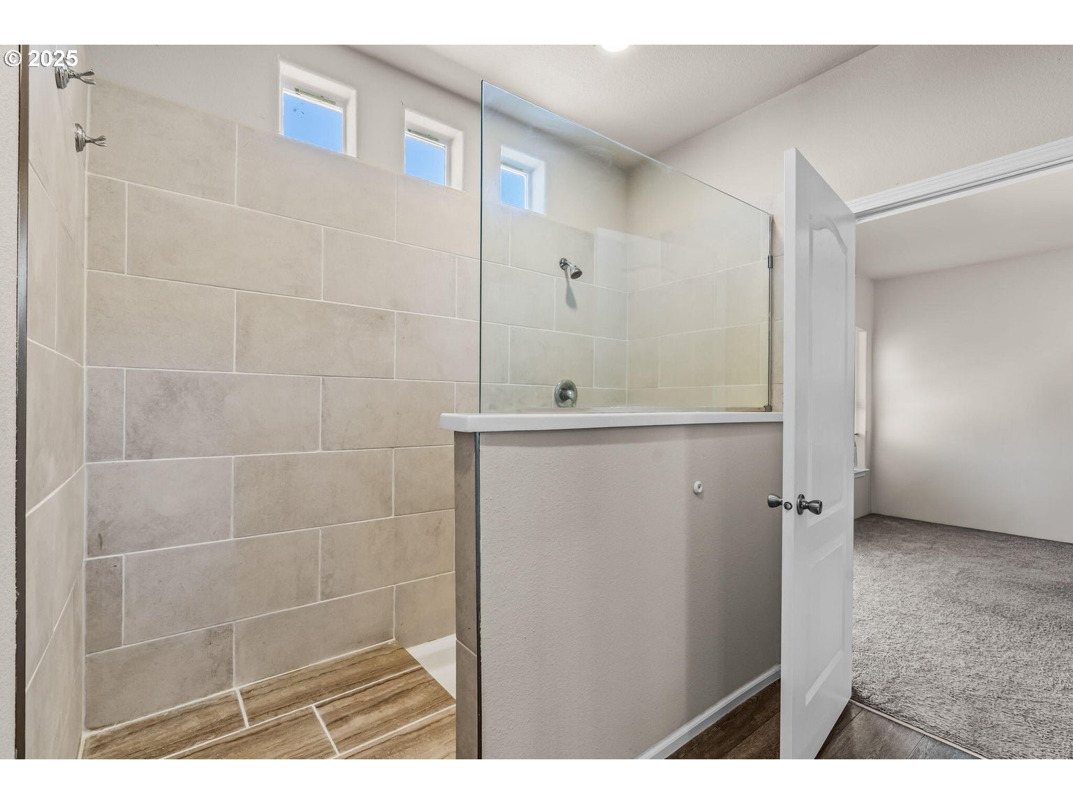 16277 Southeast Cahvilla Road Prineville, OR 97754 - Photo 5 of 22 a bathroom with a sink