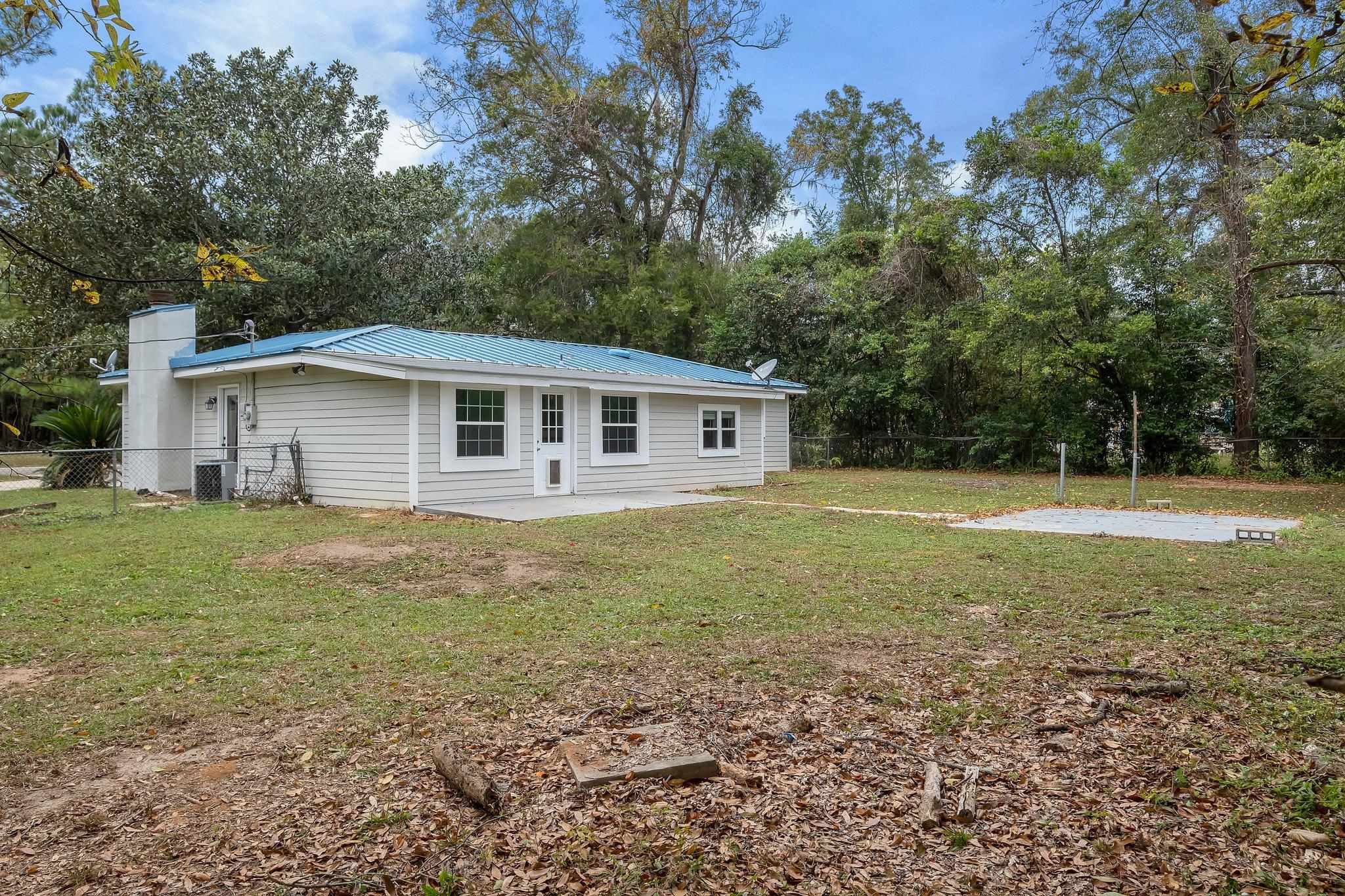 3807 Wiggington Road Tallahassee, FL 32303 - Photo 3 of 33 Gallery Image 3