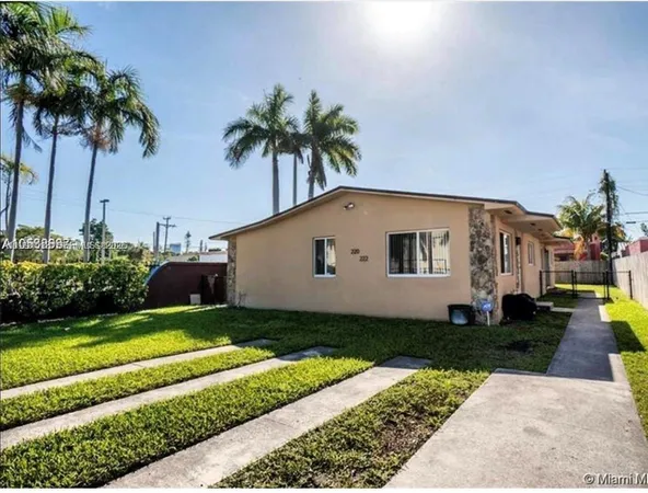 $2,500 | 220 Northwest 46th Street, Unit 220, Miami, FL 33127