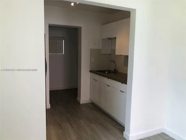 $2,500 | 220 Northwest 46th Street, Unit 220, Miami, FL 33127