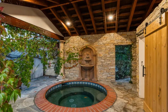 $7,999,000 | 330 Ridgeway Road, Woodside, CA 94062