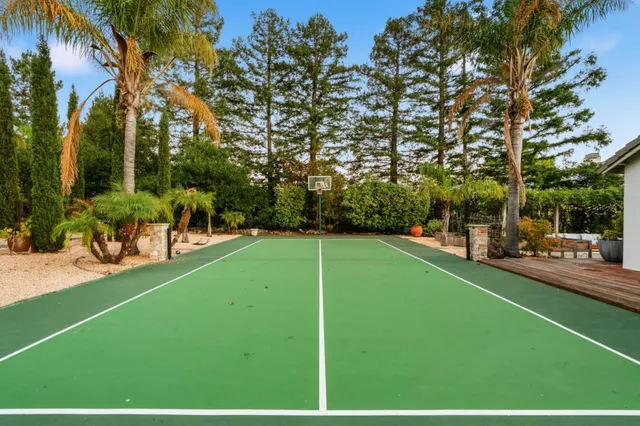 $8,250,000 | 330 Ridgeway Road, Woodside, CA 94062