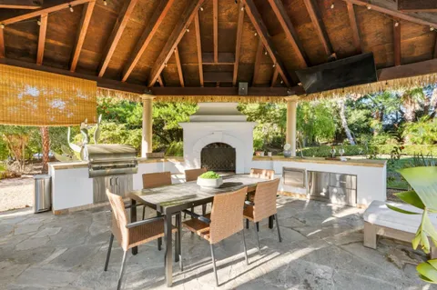 $7,495,000 | 330 Ridgeway Road, Woodside, CA 94062
