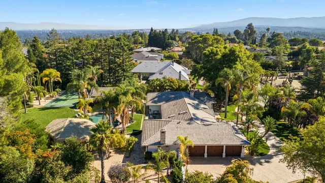 $8,250,000 | 330 Ridgeway Road, Woodside, CA 94062