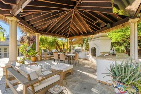 $7,495,000 | 330 Ridgeway Road, Woodside, CA 94062