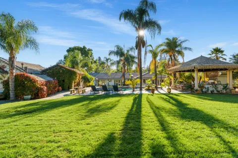 $7,495,000 | 330 Ridgeway Road, Woodside, CA 94062
