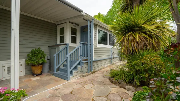 $329,000 | 204 Barcelona Avenue, Novato, CA 94949