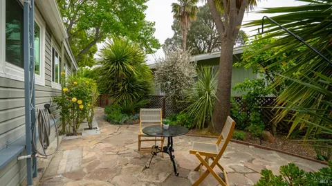 $299,000 | 204 Barcelona Avenue, Novato, CA 94949