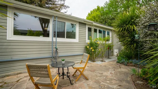 $329,000 | 204 Barcelona Avenue, Novato, CA 94949