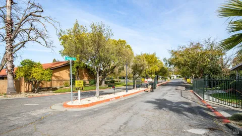 $299,000 | 204 Barcelona Avenue, Novato, CA 94949