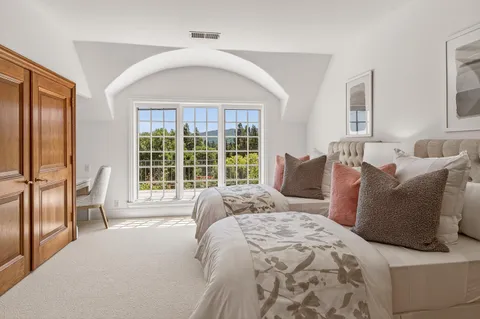 $7,995,000 | 55 Mission Trail Road, Woodside, CA 94062