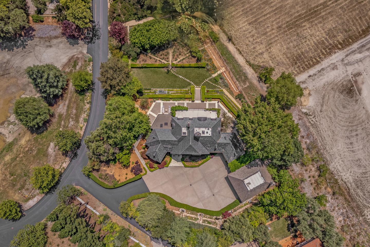 55 Mission Trail Road Woodside, CA 94062 - Photo 7 of 50