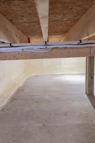 $375,000 | 102 East Shore Drive, St. Albans Town, VT 05468