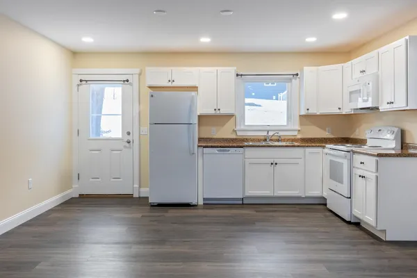 $375,000 | 102 East Shore Drive, St. Albans Town, VT 05488