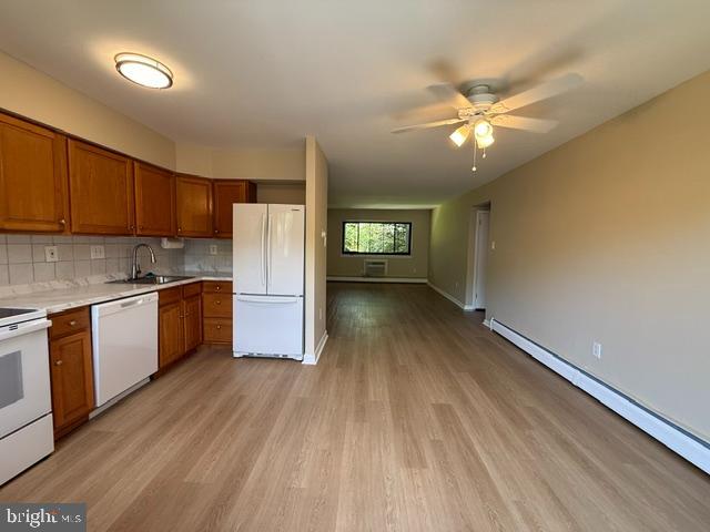 1 Lawrence Road, Unit B2B Broomall, PA 19008 - Photo 4 of 15 Kitchen/Dining Area