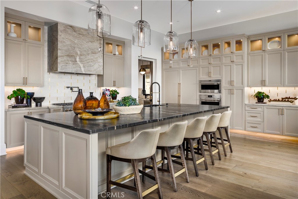 540 Peninsula Irvine, CA 92602 - Photo 14 of 24