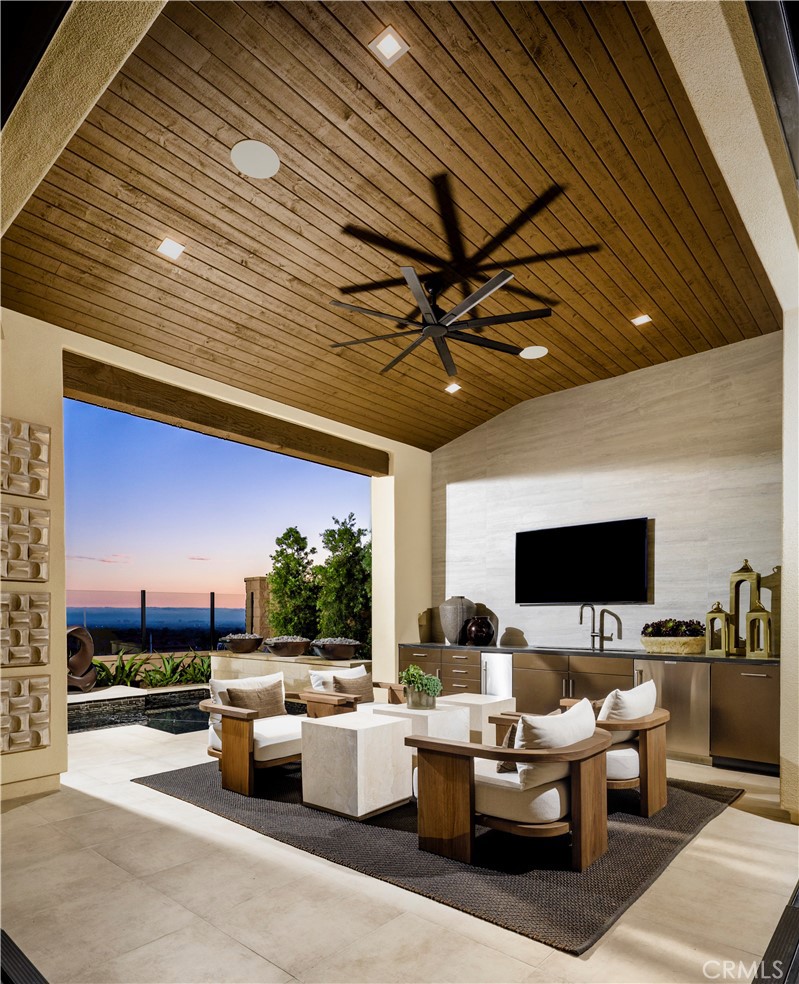 540 Peninsula Irvine, CA 92602 - Photo 7 of 24