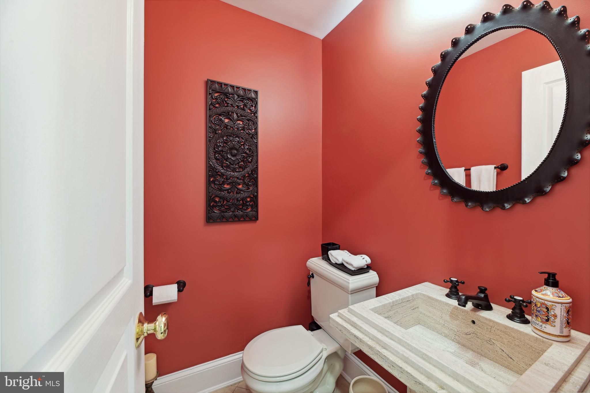 1882 Columbia Road Northwest, Unit 102 Washington, DC 20009 - Photo 9 of 20 Powder Room