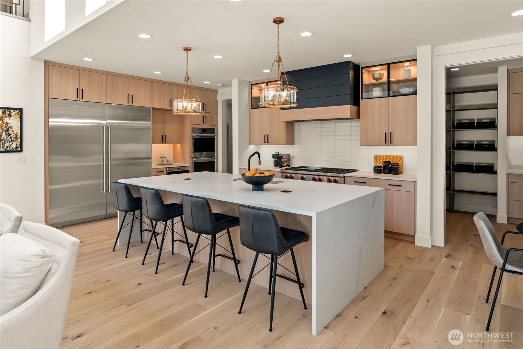 4028 138th Avenue Southeast Bellevue, WA 98006 - Photo 11 of 40